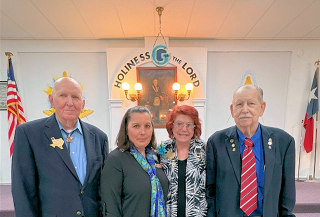 Pittsburg Chapter # 381 Order of the Eastern Star presents Carole McGee with the Golden Star Award